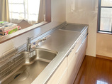 キッチンリフォームお掃除がしやすく、便利な最新キッチン