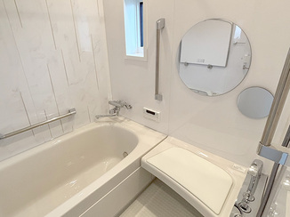 バスルームリフォーム 段差を解消し、老後も安心して使える水まわり